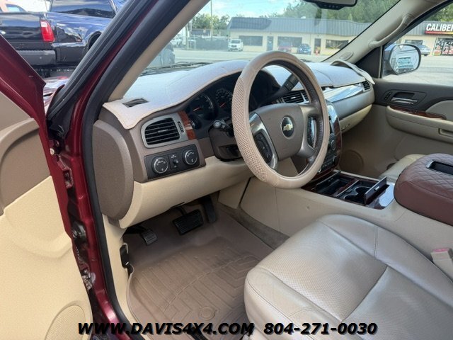 2009 Chevrolet Suburban LTZ - Photo 12 - North Chesterfield, VA 23237