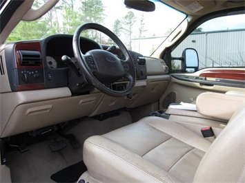 2005 Ford F-250 Super Duty Lariat (SOLD)   - Photo 14 - North Chesterfield, VA 23237