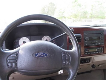 2005 Ford F-250 Super Duty Lariat (SOLD)   - Photo 18 - North Chesterfield, VA 23237