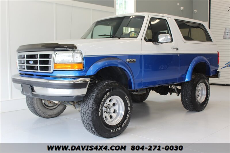 1992 Ford Bronco XLT Classic OBS Lifted 4X4 (SOLD)