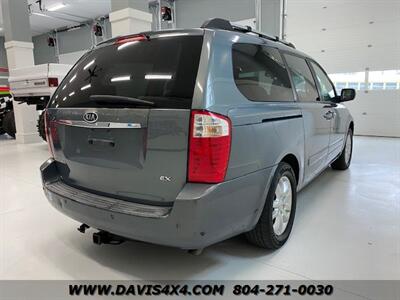 2006 Kia Sedona EX Power Minivan Loaded Locally Owned   - Photo 6 - North Chesterfield, VA 23237