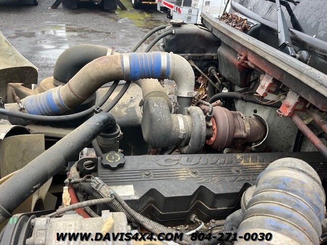 2001 Freightliner FL70 - Photo 16 - North Chesterfield, VA 23237