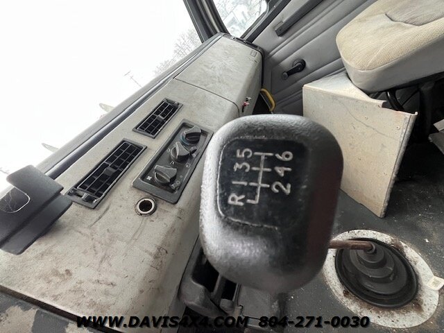 2001 Freightliner FL70 - Photo 20 - North Chesterfield, VA 23237