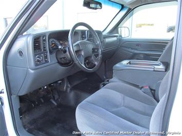 2004 GMC Sierra 2500 HD SLE 4X4 Crew Cab Long Bed   - Photo 5 - North Chesterfield, VA 23237