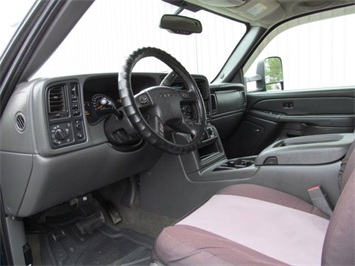 2006 GMC Sierra 2500 SLE1 (SOLD)   - Photo 9 - North Chesterfield, VA 23237