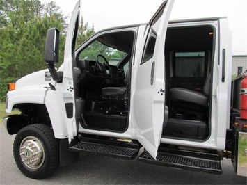 2006 CHEVROLET C5500 (SOLD)   - Photo 2 - North Chesterfield, VA 23237