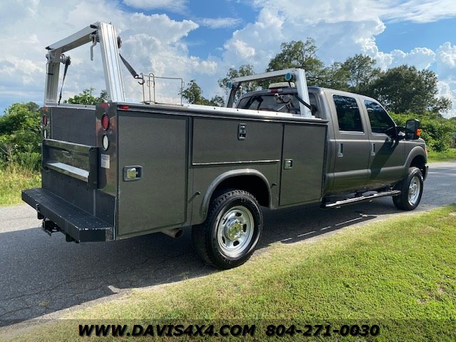 2015 Ford F-350 Super Duty Crew Cab 4x4 Commercial Utility Work Truck