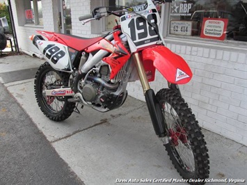 2006 Honda CRF450R Dirt Bike (SOLD)   - Photo 2 - North Chesterfield, VA 23237