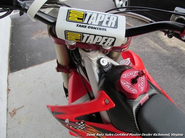 2006 Honda CRF450R Dirt Bike (SOLD)   - Photo 5 - North Chesterfield, VA 23237