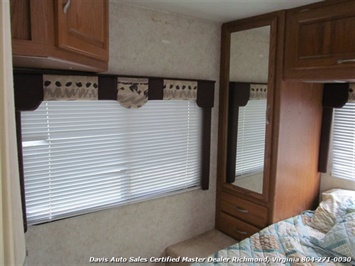 2004 Dutchmen Express Chevrolet RV Camper by Four Winds Adventures M-28A (SOLD)   - Photo 16 - North Chesterfield, VA 23237