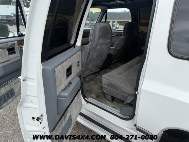 1990 GMC Suburban V1500 Squarebody 4x4 - Photo 18 - North Chesterfield, VA 23237