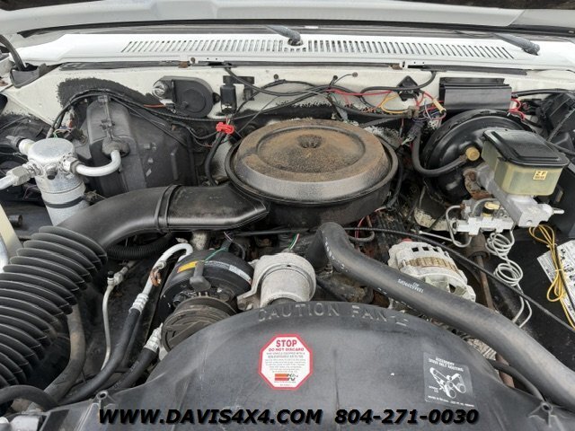 1990 GMC Suburban V1500 Squarebody 4x4 - Photo 32 - North Chesterfield, VA 23237