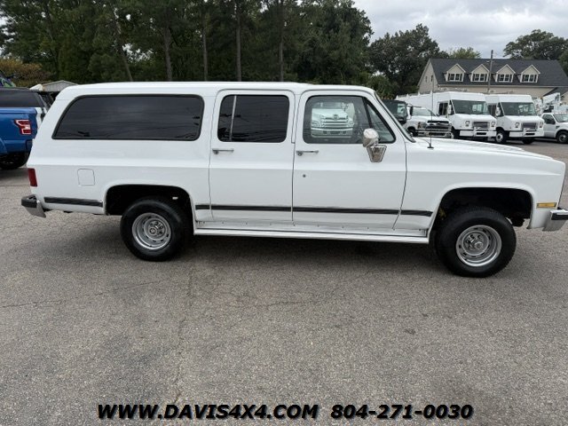 1990 GMC Suburban V1500 Squarebody 4x4 - Photo 5 - North Chesterfield, VA 23237
