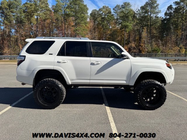 2015 Toyota 4Runner Lifted 4X4 - Photo 8 - North Chesterfield, VA 23237
