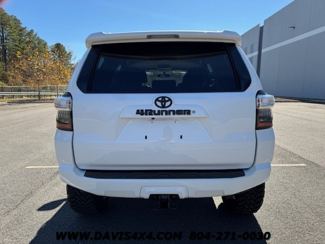 2015 Toyota 4Runner Lifted 4X4 - Photo 19 - North Chesterfield, VA 23237