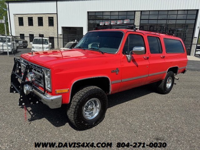 1987 Chevrolet Suburban V-10 Squarebody   - Photo 1 - North Chesterfield, VA 23237