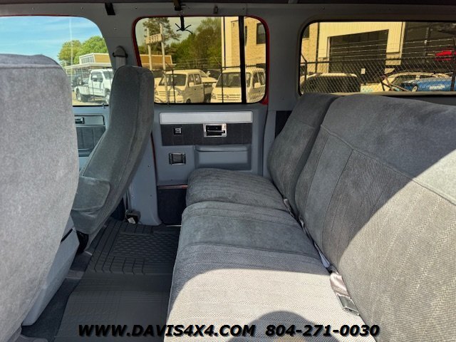 1987 Chevrolet Suburban V-10 Squarebody - Photo 3 - North Chesterfield, VA 23237