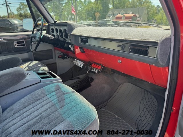 1987 Chevrolet Suburban V-10 Squarebody - Photo 29 - North Chesterfield, VA 23237