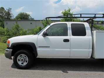 2006 GMC Sierra 2500HD (SOLD)   - Photo 5 - North Chesterfield, VA 23237