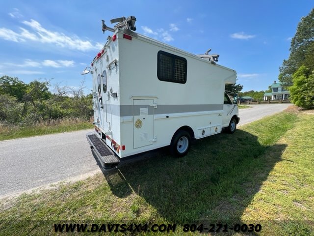 2005 Chevrolet Express 3500 Cutaway/Box truck