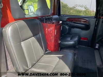 2001 Ford Excursion Limited Executive Limousine   - Photo 18 - North Chesterfield, VA 23237