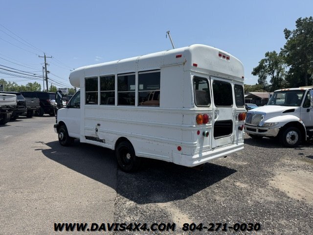 2003 CHEVROLET Express 3500 Blue Bird Mini Bus - Photo 3 - North Chesterfield, VA 23237