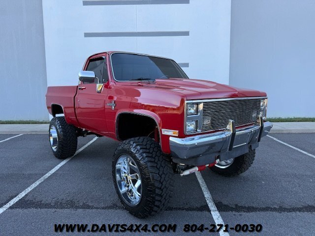 1985 Chevrolet K10 4x4 Lifted Squarebody - Photo 1 - North Chesterfield, VA 23237