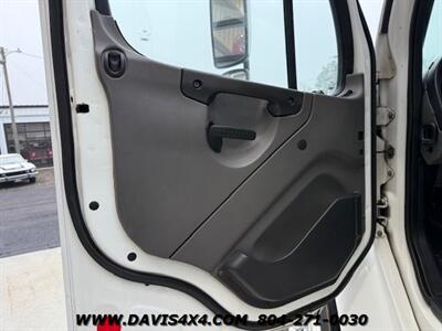 2006 Freightliner M2 106   - Photo 26 - North Chesterfield, VA 23237
