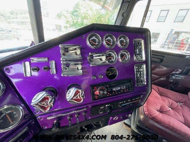 2000 Freightliner Conventional XL XL - Photo 28 - North Chesterfield, VA 23237