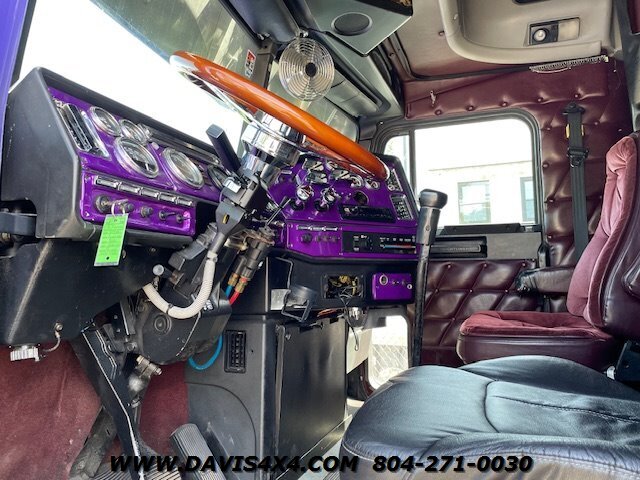 2000 Freightliner Conventional XL XL - Photo 18 - North Chesterfield, VA 23237