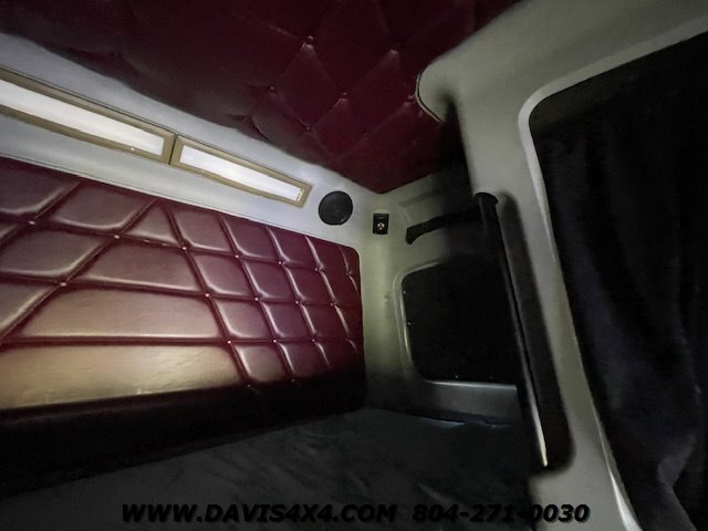 2000 Freightliner Conventional XL XL - Photo 31 - North Chesterfield, VA 23237