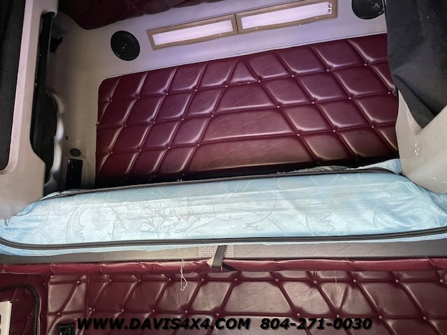 2000 Freightliner Conventional XL XL - Photo 21 - North Chesterfield, VA 23237