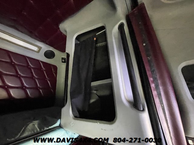 2000 Freightliner Conventional XL XL - Photo 30 - North Chesterfield, VA 23237