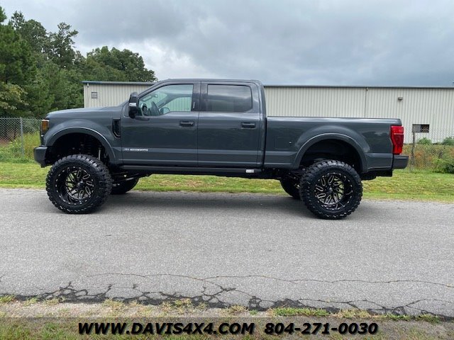 2021 Ford F-250 Superduty Crew Cab Lariat Diesel 4x4 Lifted Pickup