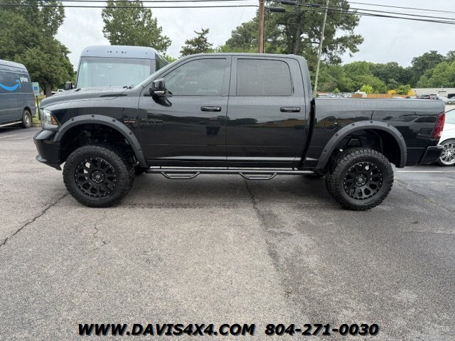 2016 RAM 1500 Sport Crew Cab 4x4 Hemi - Photo 3 - North Chesterfield, VA 23237