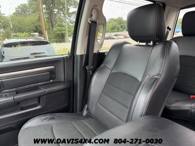 2016 RAM 1500 Sport Crew Cab 4x4 Hemi - Photo 12 - North Chesterfield, VA 23237