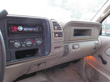 2001 Chevrolet 3500 (SOLD)   - Photo 10 - North Chesterfield, VA 23237