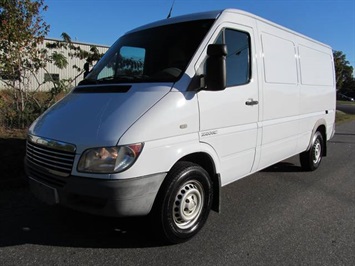 2004 Dodge Sprinter 2500 140 WB   - Photo 2 - North Chesterfield, VA 23237