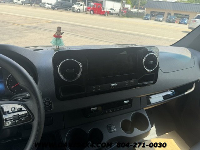 2022 Mercedes-Benz Sprinter 2500 4x4 Converted Passenger Overland Van - Photo 11 - North Chesterfield, VA 23237