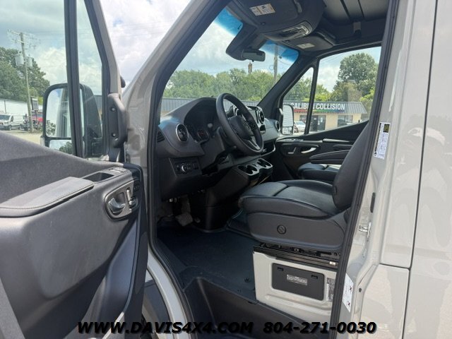 2022 Mercedes-Benz Sprinter 2500 4x4 Converted Passenger Overland Van - Photo 9 - North Chesterfield, VA 23237