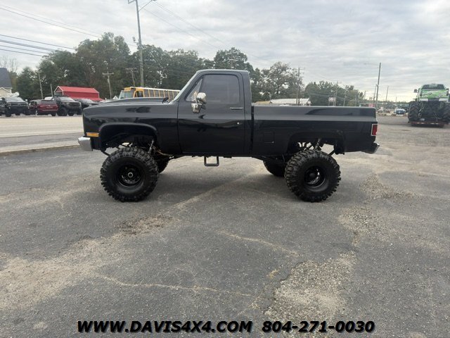 1987 Chevrolet V-10 Lifted Squarebody 4x4 - Photo 4 - North Chesterfield, VA 23237