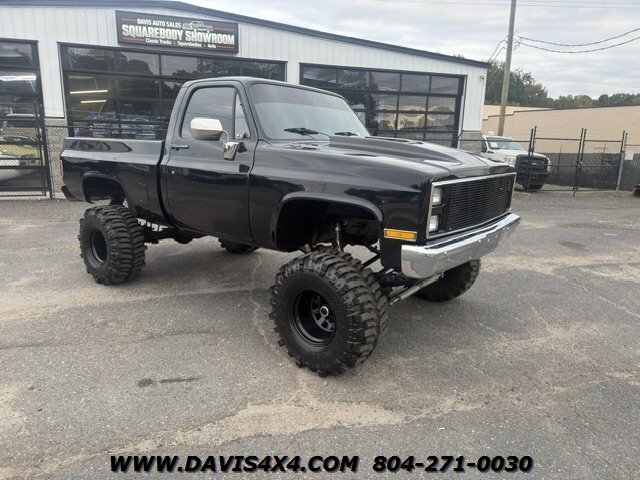 1987 Chevrolet V-10 Lifted Squarebody 4x4 - Photo 9 - North Chesterfield, VA 23237