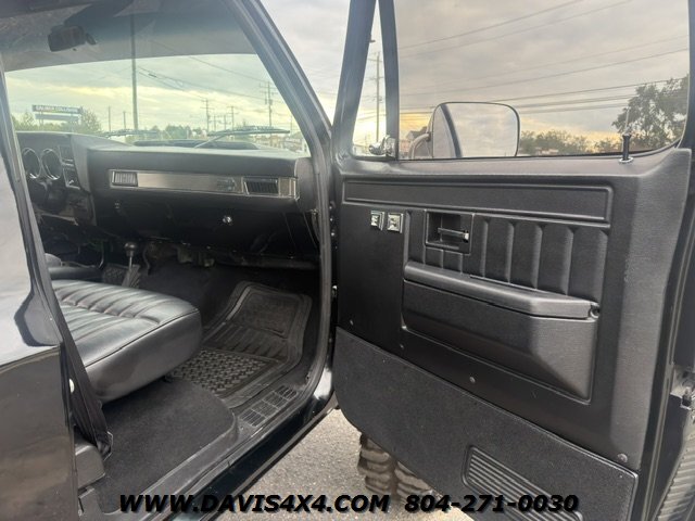 1987 Chevrolet V-10 Lifted Squarebody 4x4 - Photo 17 - North Chesterfield, VA 23237