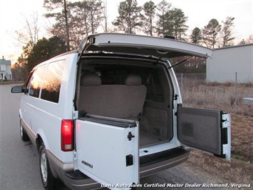 2005 Chevrolet Astro LT Edition Passenger Van   - Photo 16 - North Chesterfield, VA 23237