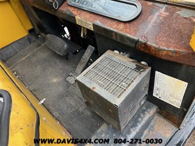 1998 Yale GP8000 Enclosed Solid Tire Forklift   - Photo 10 - North Chesterfield, VA 23237