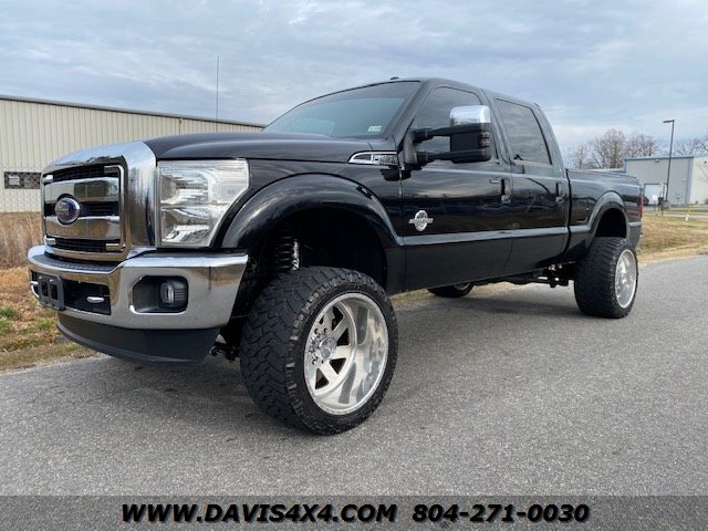 2016 Ford F-250 Super Duty Crew Cab Short Bed Diesel Lariat Low