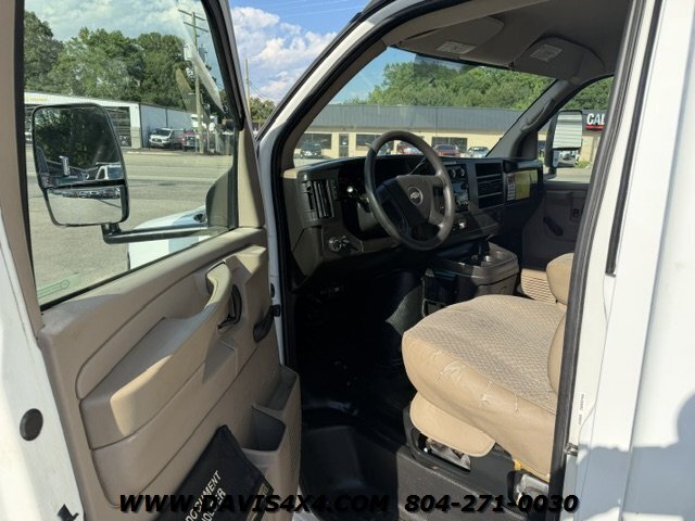 2009 CHEVROLET Express 3500 Work/Utility Van - Photo 9 - North Chesterfield, VA 23237