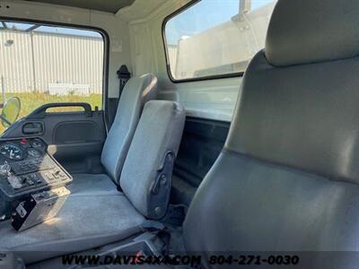 2004 GMC W4500 COE Sweeper Truck   - Photo 10 - North Chesterfield, VA 23237