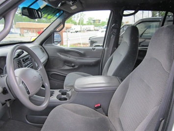 2000 Ford Expedition XLT (SOLD)   - Photo 4 - North Chesterfield, VA 23237