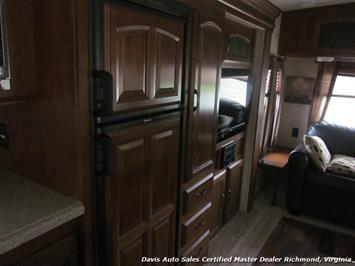 2014 Wildwood Heritage Glen Lite Forest River Camper   - Photo 20 - North Chesterfield, VA 23237